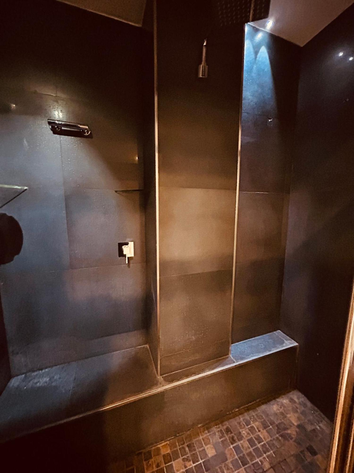 ローマA Casa Di Dado E Bennyアパートメント エクステリア 写真